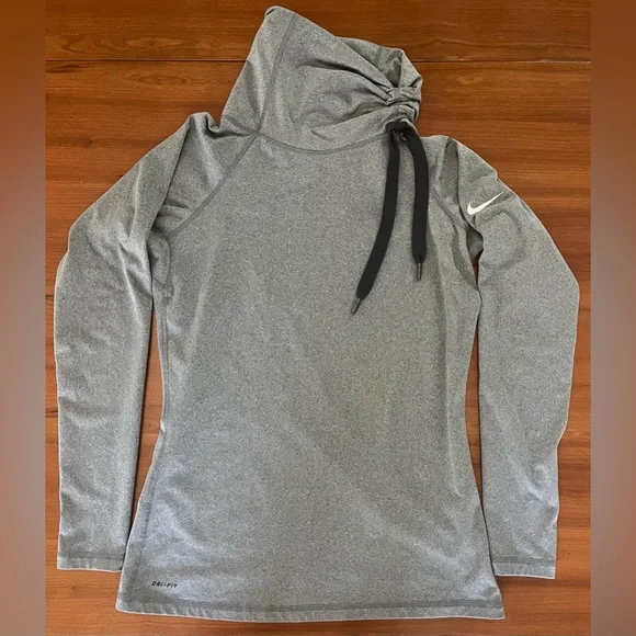 🔥 Nike Pro Hyperwarm Dri-FIT Cinch Neck Top – Size L Gray Long Sleeve ✔️ - Picture 1 of 10